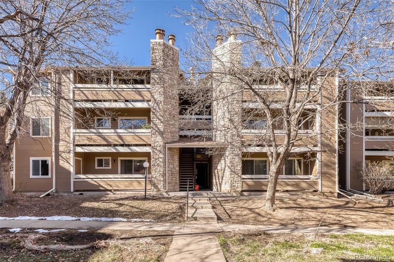 1074 Dearborn St #108, Aurora, CO 80012