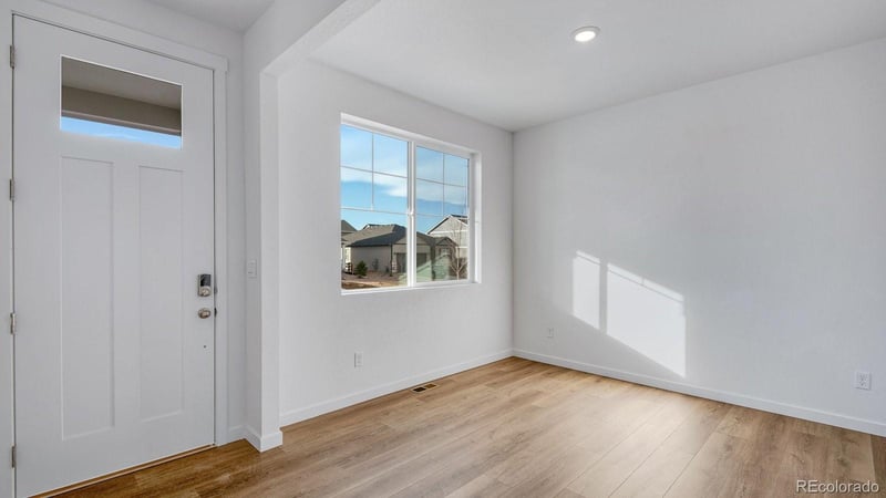 8387 135th Ct, Thornton, CO 80602