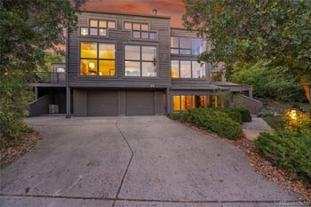 25 Oakridge Dr, Castle Rock, CO 80104