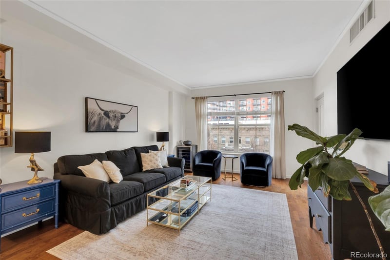 1975 Grant St #325, Denver, CO 80203