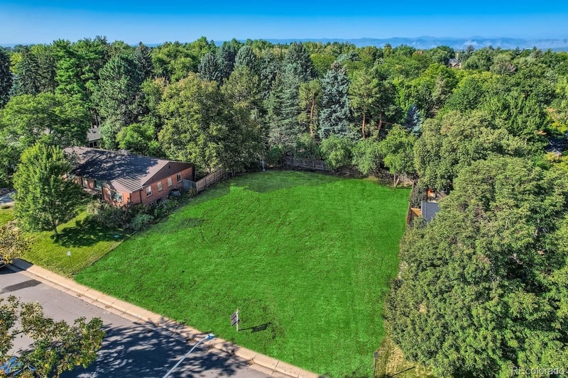 755 Jackson St, Denver, CO 80209