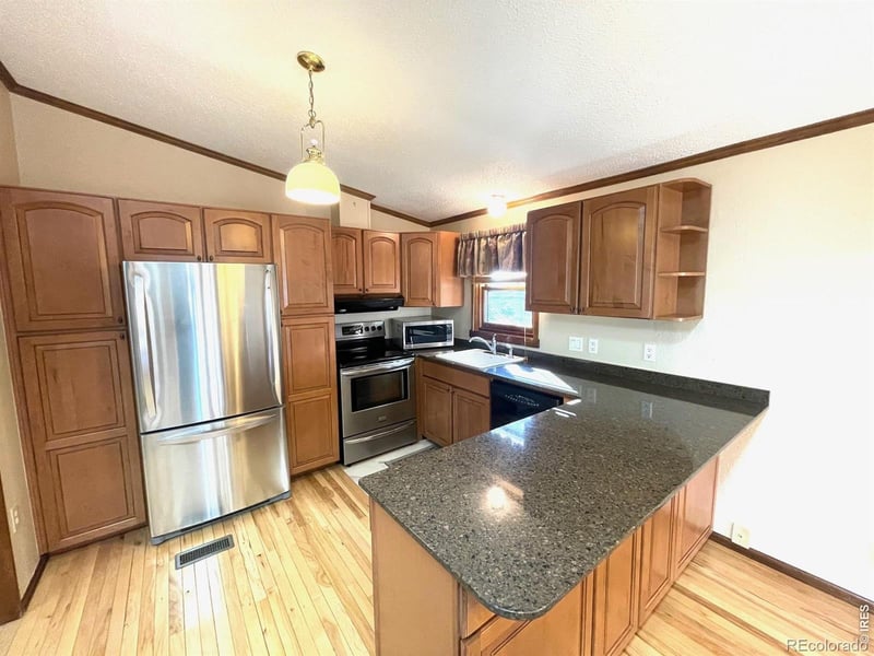 1008 Fairway Ln, Estes Park, CO 80517