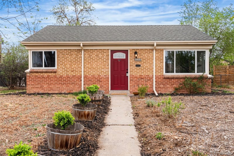 2870 Pontiac St, Denver, CO 80207