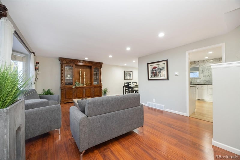 2339 Pratt St, Longmont, CO 80501