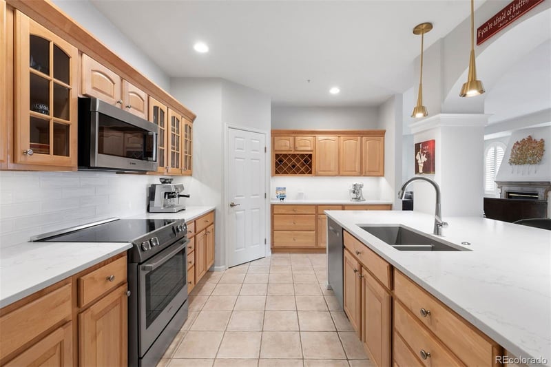 1100 Cherokee St #803, Denver, CO 80204