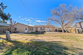 6004 Hudson St, Commerce, CO 80022