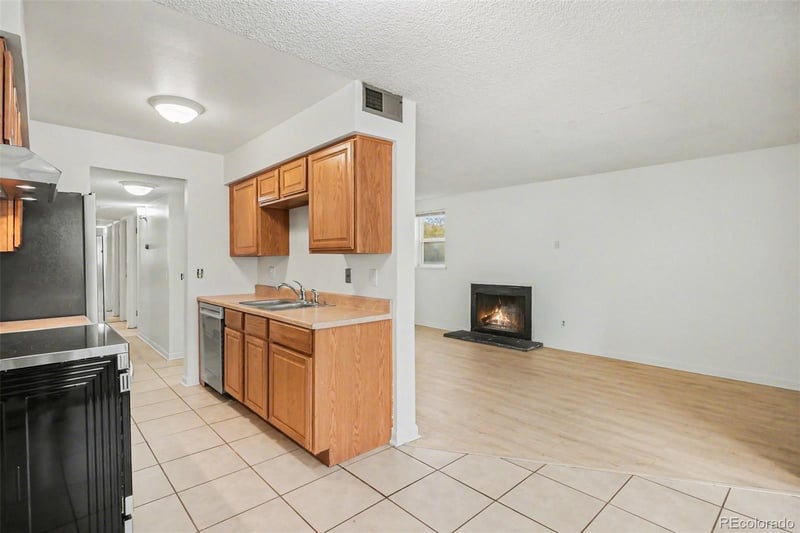 15292 Hampden Cir #H4, Aurora, CO 80014