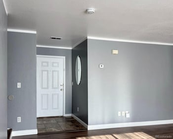 21984 Crestline Ln, Aurora, CO 80015