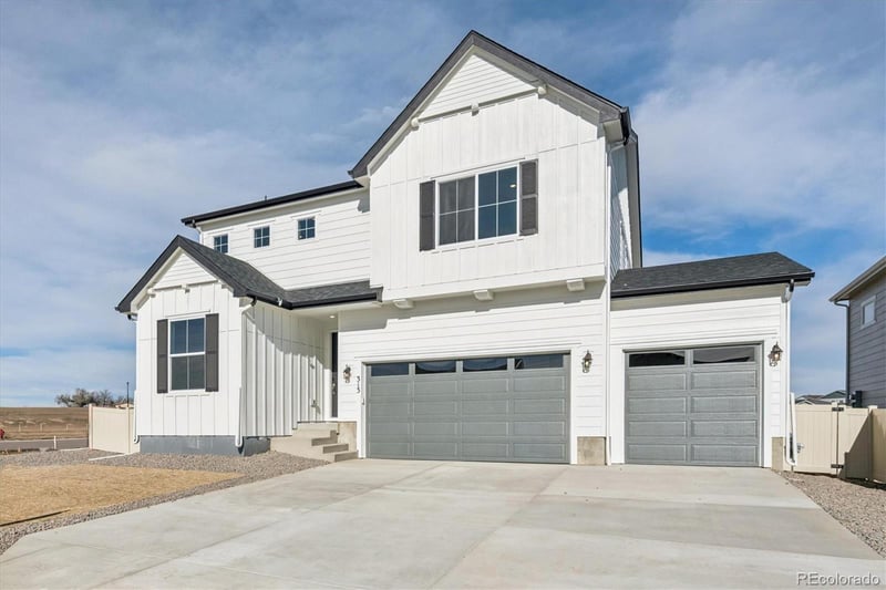 313 Smith Ave, Keenesburg, CO 80643