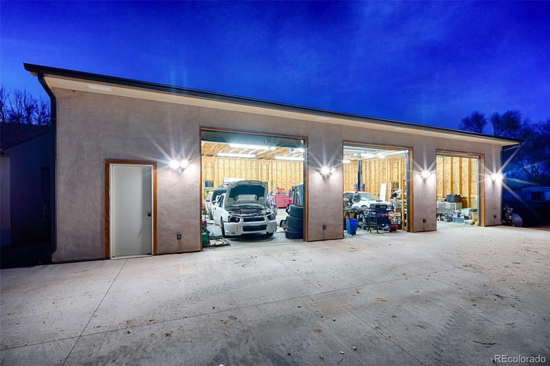 1220 Holly St, Pueblo, CO 81006