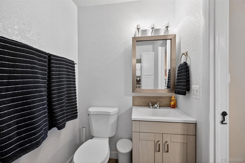 857 Van Gordon Ct #C106, Lakewood, CO 80228