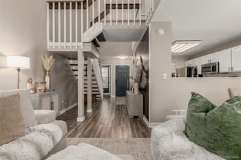 6911 Dover Way, Littleton, CO 80128