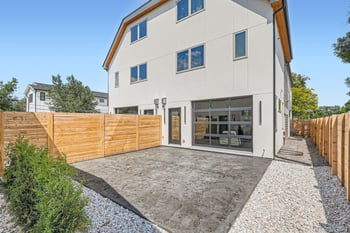 4474 Utica St, Denver, CO 80212