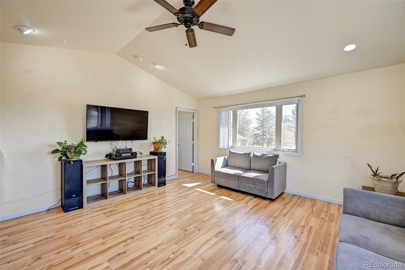 9473 Ranch Rd, Hartsel, CO 80449