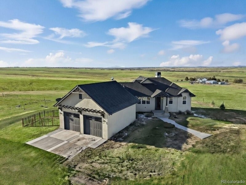 7600 Patrick Trl, Elizabeth, CO 80107