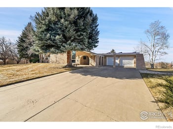 2123 Clubhouse Dr, Greeley, CO 80634