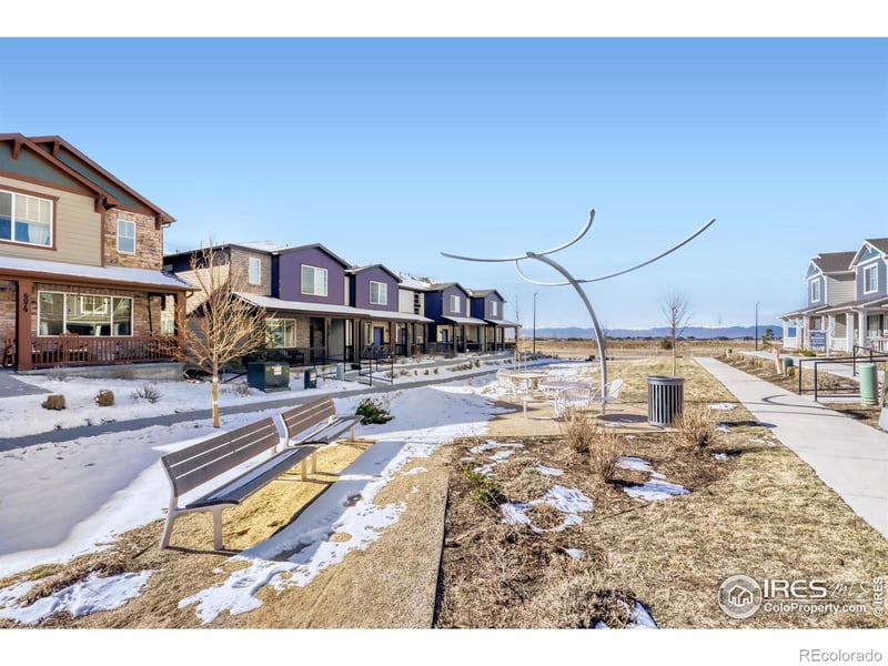 6089 Liverpool St, Aurora, CO 80019