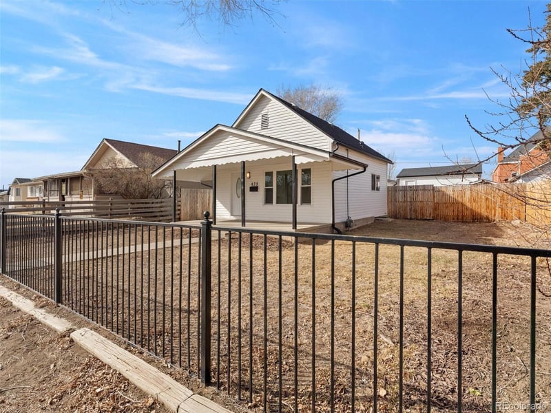 675 Knox Ct, Denver, CO 80204