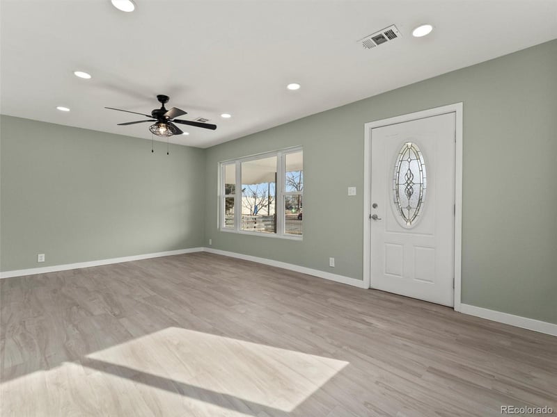 675 Knox Ct, Denver, CO 80204