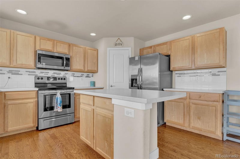 10512 18th St, Greeley, CO 80634