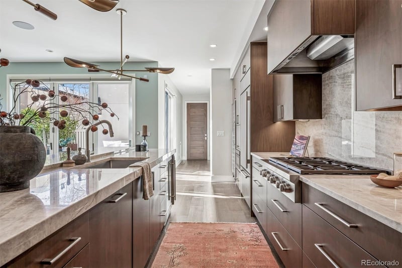 525 Columbine St, Denver, CO 80206