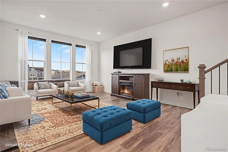 1053 High Point Trl, Elizabeth, CO 80107