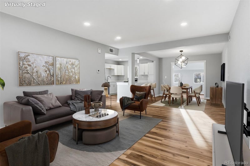 821 Salem St, Aurora, CO 80011