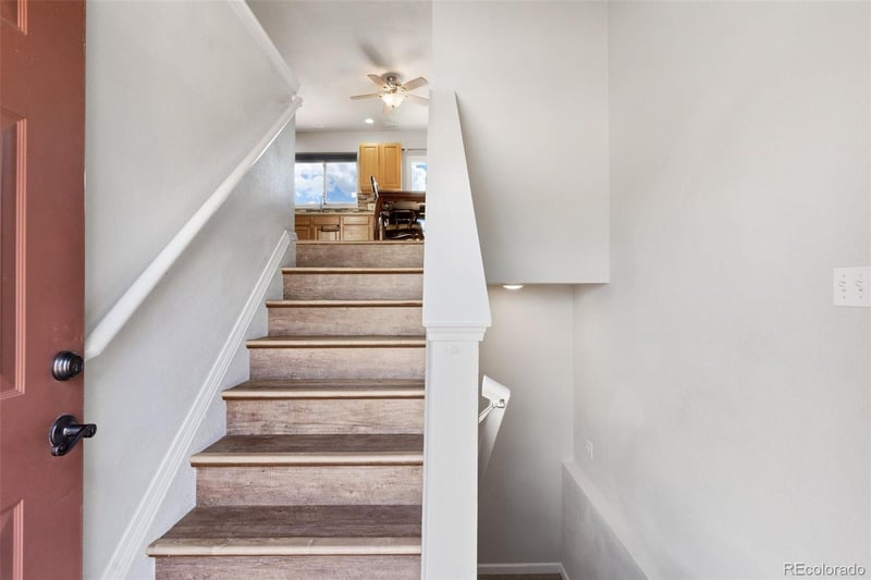 817 Aguilar Ln, Pueblo, CO 81007
