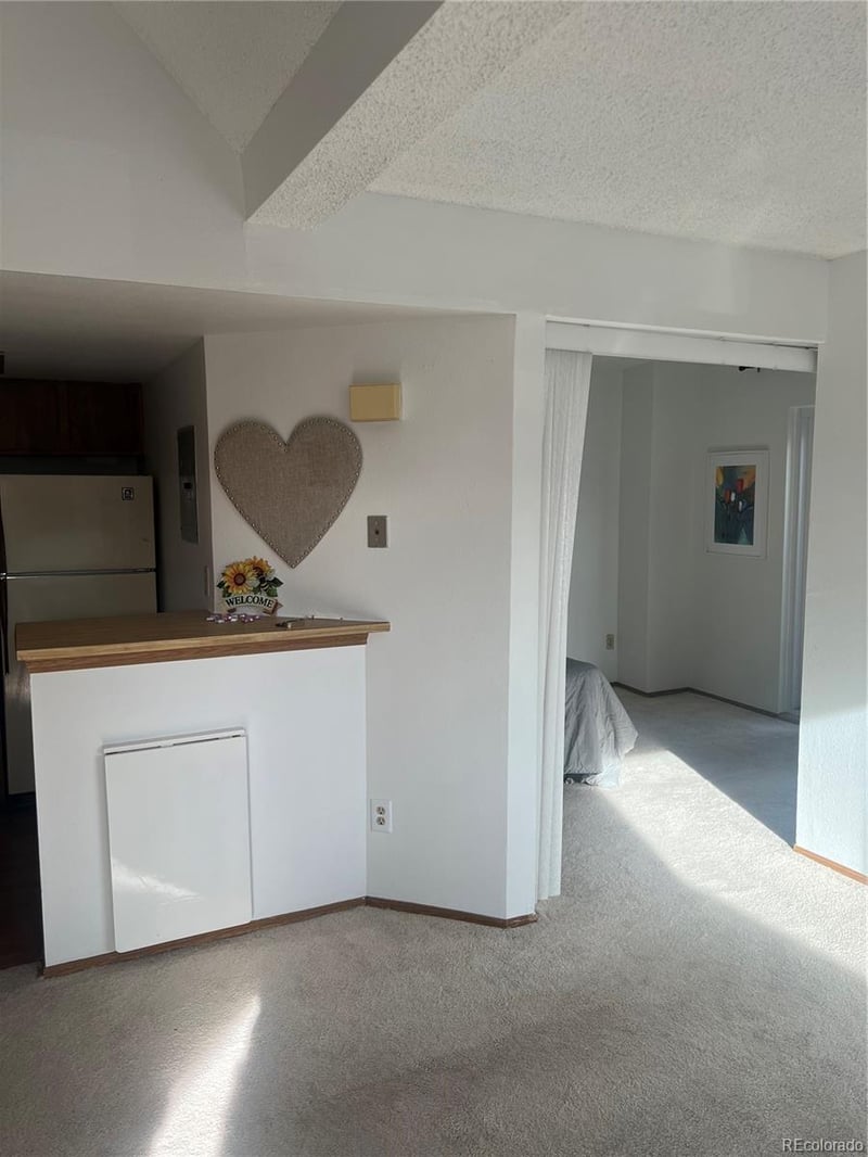 17053 Tennessee Dr #214, Aurora, CO 80017