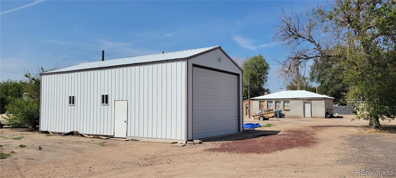 312 6th St, Julesburg, CO 80737