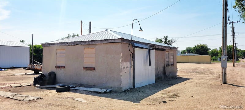 312 6th St, Julesburg, CO 80737