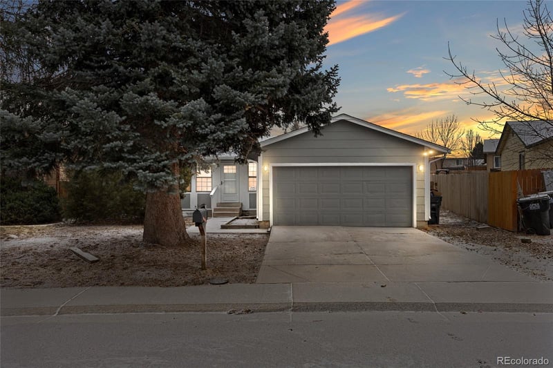 3584 Olathe Way, Aurora, CO 80013