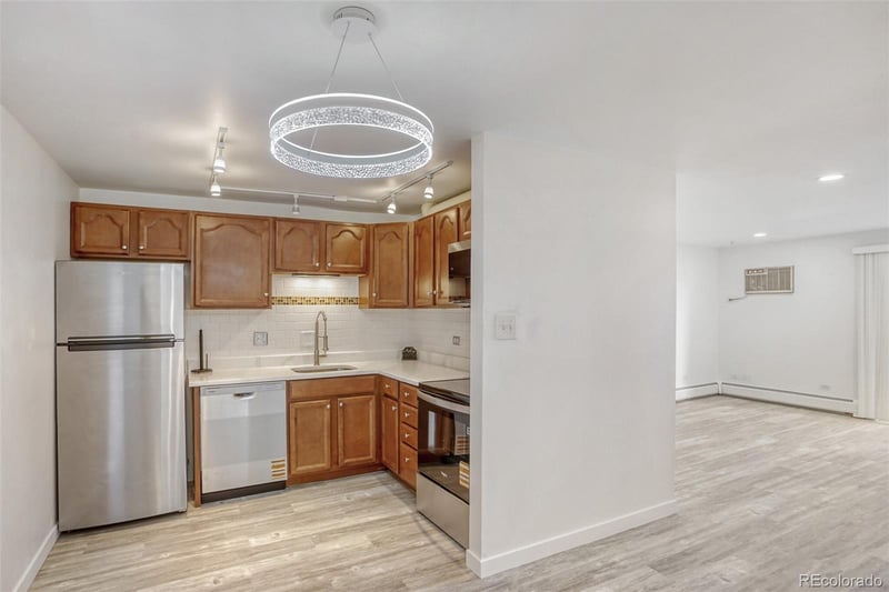 65 Clarkson St #506, Denver, CO 80218