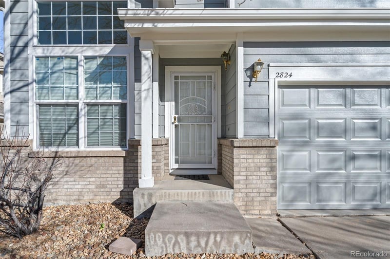2824 Walden Way, Aurora, CO 80013