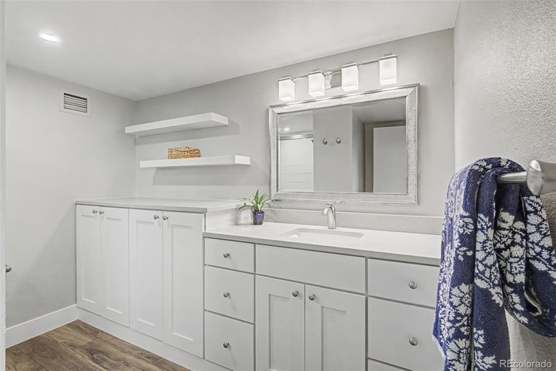 13691 Marina Dr #507, Aurora, CO 80014