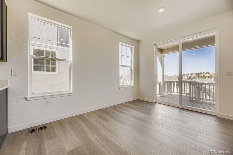 24595 Kettle Ct, Aurora, CO 80016