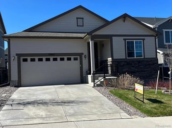 22822 Union Cir, Aurora, CO 80015