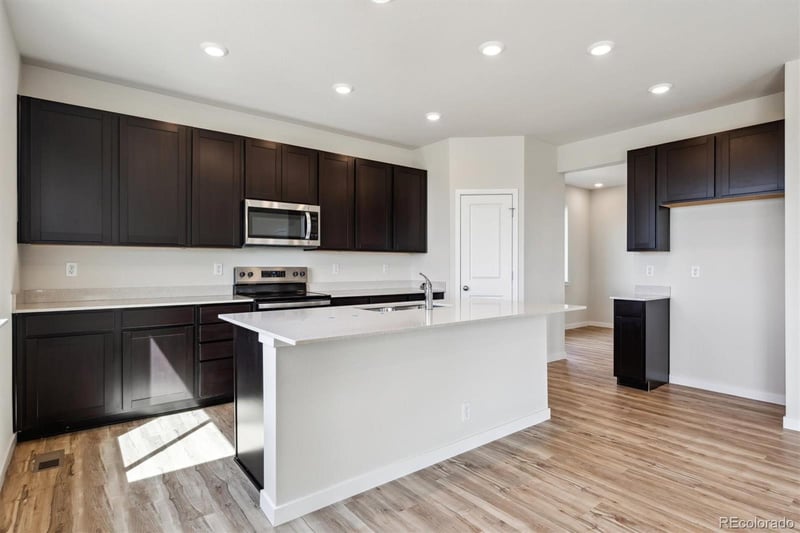 14482 Heritage Dr, Mead, CO 80504