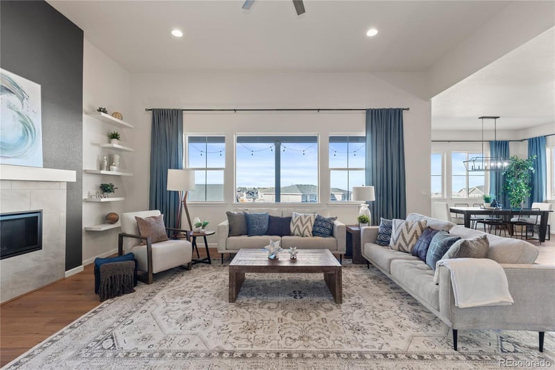 6685 Kenzie Cir, Castle Pines, CO 80108