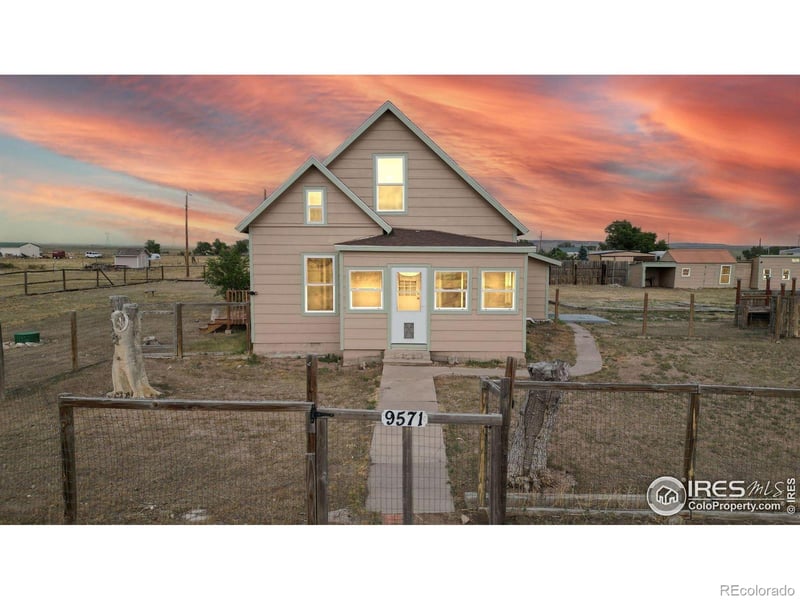 9571 Gray Ave, Carr, CO 80612