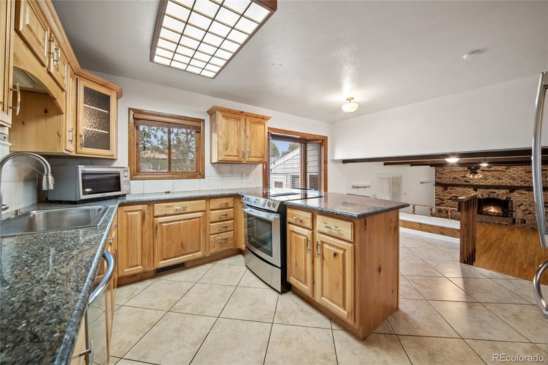 2551 Richfield St, Aurora, CO 80013