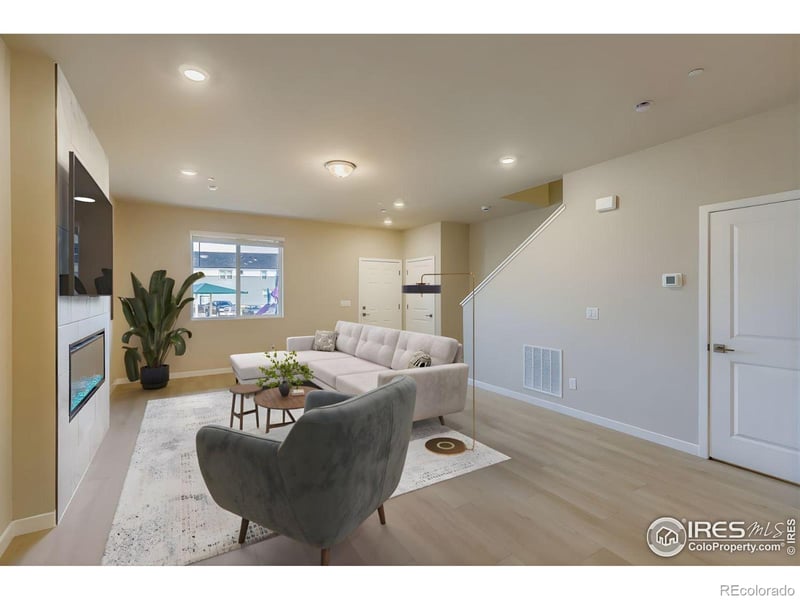 2858 Bear Springs Cir, Longmont, CO 80503