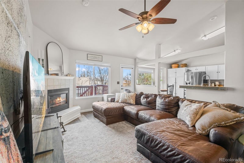 917 7th Pl, Johnstown, CO 80534