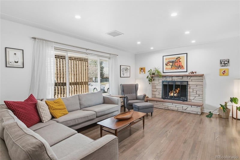 5974 S Pennsylvania St, Centennial, CO 80121