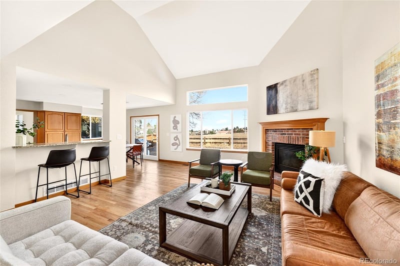 8852 Chestnut Hill Ln, Highlands Ranch, CO 80130