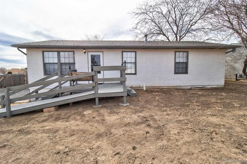 257 Bailey Dr, Pueblo, CO 81007