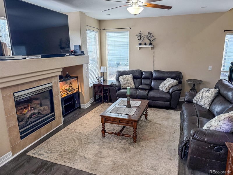 1823 Canvasback Dr, Johnstown, CO 80534