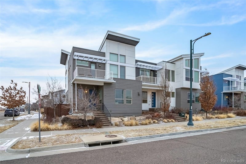 5540 Valentia Ct, Denver, CO 80238