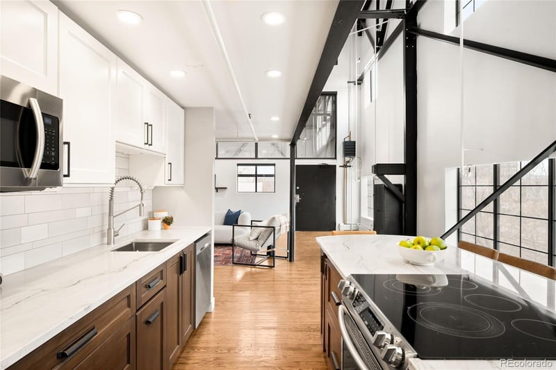 3377 Blake St #213, Denver, CO 80205