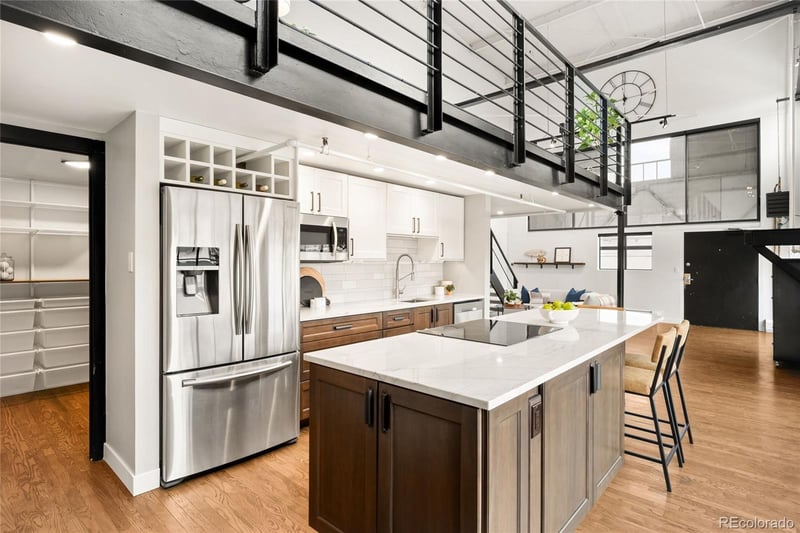 3377 Blake St #213, Denver, CO 80205
